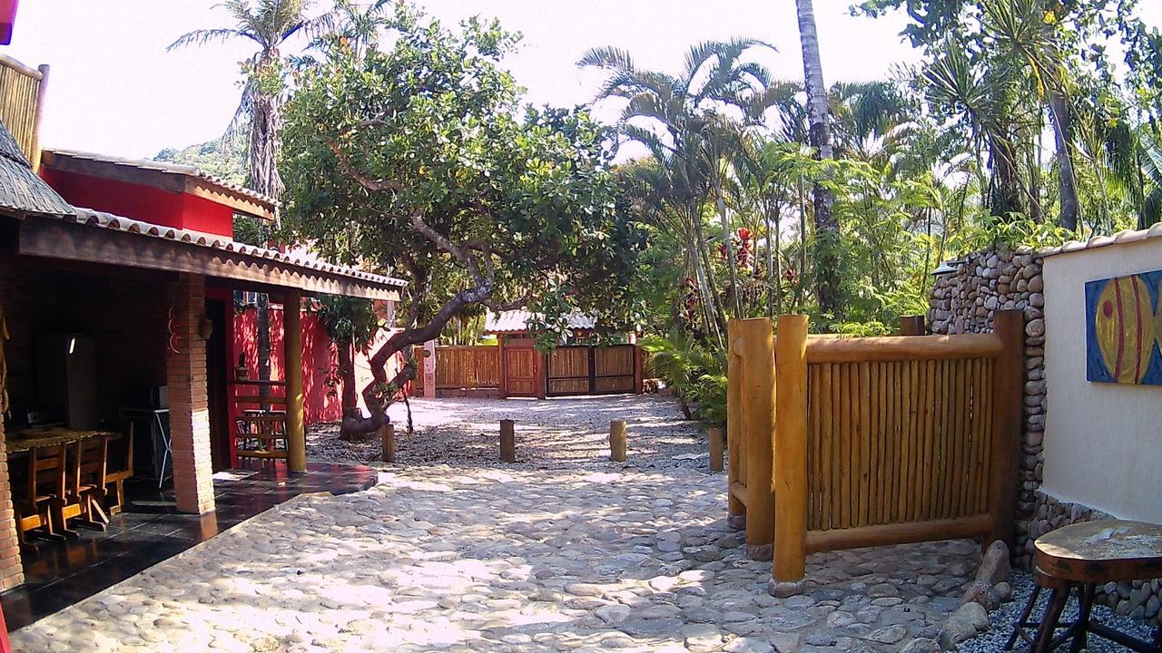 Mandacaru Chales E Suites Itamambuca 乌巴图巴 外观 照片